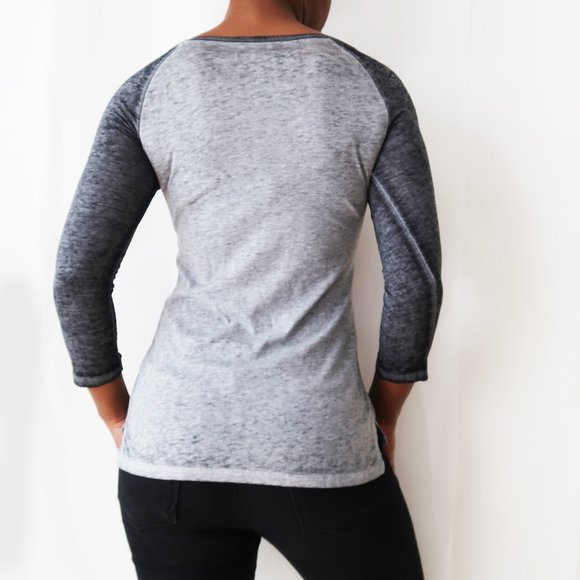 SOLD | Marvel Guardians Of The Galaxy Groot TShirt - Picture 3 of 8